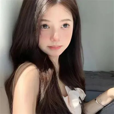 也平凡 海报